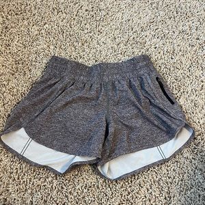 Lululemon short!